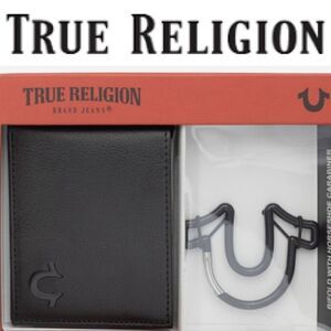 True Religion Altro Bifold Wallet & Horseshoe Carabiner Gift Set